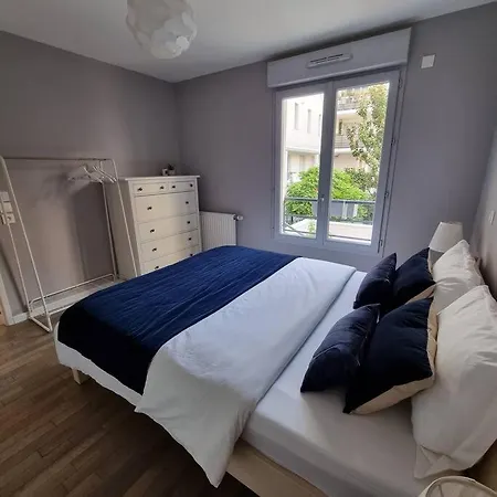 شقة Perfect Spacious Apt Terrace & Parking 20' Paris سوراسْنْ